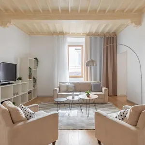 Iflat Navona White And Stylish Rome